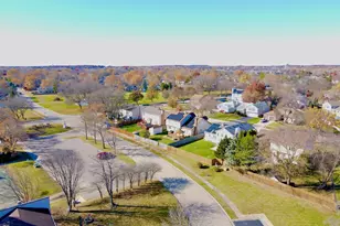 747 Cove Ct, Bartlett, IL 60103 - Photo 24