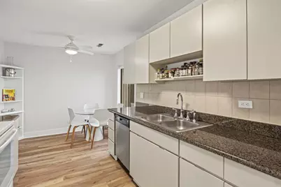 3050 Pheasant Creek Drive #305, Northbrook, IL 60062 - Photo 6