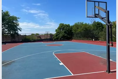 3050 Pheasant Creek Drive #305, Northbrook, IL 60062 - Photo 18