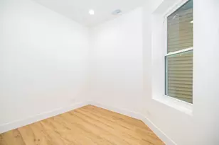 1709 N Troy St, Chicago, IL 60647 - Photo 12