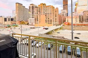 770 W Gladys Ave, Chicago, IL 60661 - Photo 24