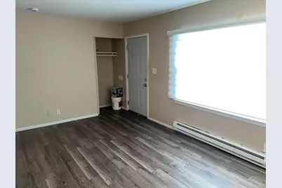 1184 E Merchant Street #213, Kankakee, IL 60901 - Photo 2