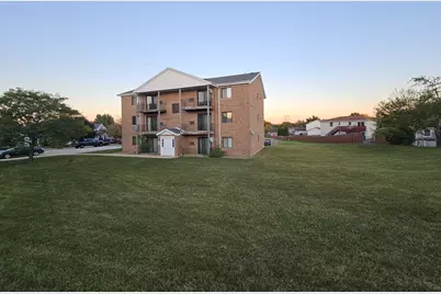 737 Lippert Lane #1N, Glendale Heights, IL 60139 - Photo 2