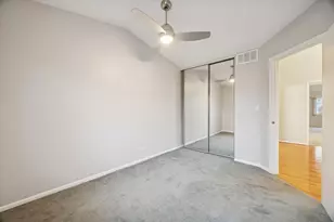8065 Wildwood Ln, Darien, IL 60561 - Photo 12