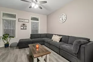 9546 S Spaulding Ave, Evergreen Park, IL 60805 - Photo 6