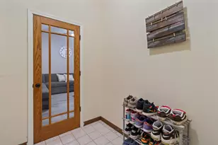 9546 S Spaulding Ave, Evergreen Park, IL 60805 - Photo 18