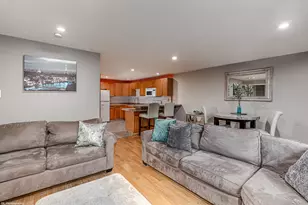 5840 W 77th St, Burbank, IL 60459 - Photo 8