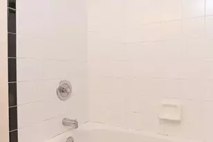 1444 W Walton St, Chicago, IL 60642 - Photo 14