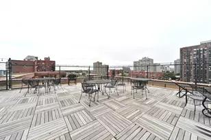 708 W Bittersweet Pl, Chicago, IL 60613 - Photo 14