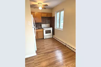 708 W Bittersweet Place #212, Chicago, IL 60613 - Photo 8