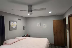 1208 Roxbury Circle, Rockford, IL 61107 - Photo 10