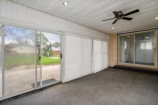 12305 Derby Ln, Orland Park, IL 60467 - Photo 20