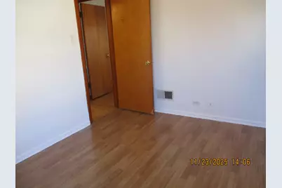 9737 Warren Avenue, Oak Lawn, IL 60453 - Photo 12