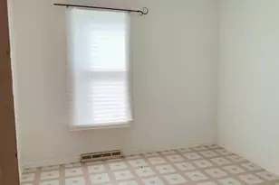 661 Abe St, Joliet, IL 60432 - Photo 12