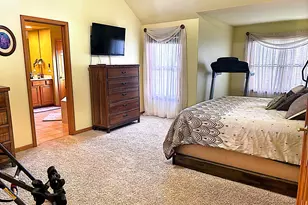 2484 Warwick Ct, Aurora, IL 60503 - Photo 12