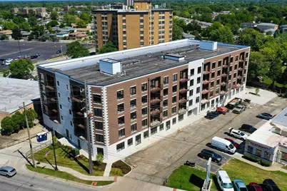 9201 N Milwaukee Avenue, Niles, IL 60714 - Photo 1