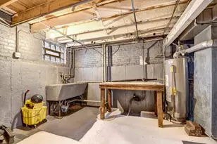 14220 S Eggleston Ave, Riverdale, IL 60827 - Photo 18