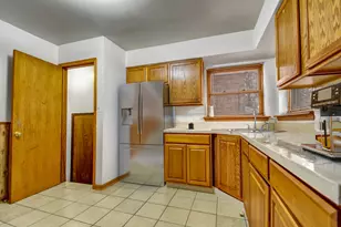 14220 S Eggleston Ave, Riverdale, IL 60827 - Photo 6