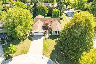 721 Brentwood Ct, Algonquin, IL 60102 - Photo 26