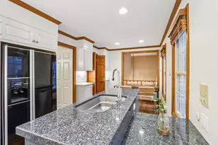 19 Landmark, Northfield, IL 60093 - Photo 14