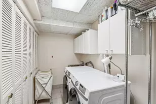 19 Landmark, Northfield, IL 60093 - Photo 36