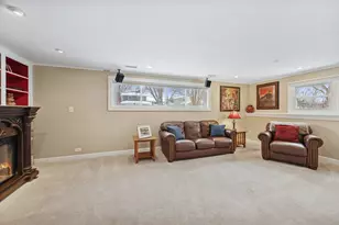 [Address not provided], Downers Grove, IL 60516 - Photo 16