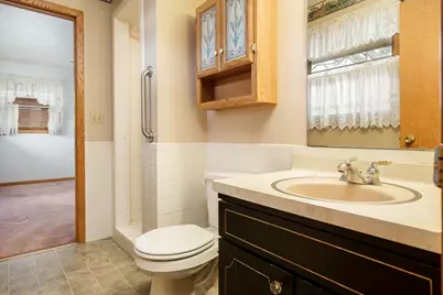 5802 Clarendon Drive, Rockford, IL 61114 - Photo 20