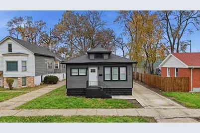 312 E 136th Street, Chicago, IL 60827 - Photo 2