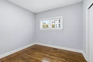 312 E 136th St, Chicago, IL 60827 - Photo 14