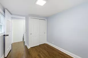 312 E 136th St, Chicago, IL 60827 - Photo 16