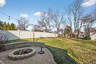 122 N 11th Ave, Saint Charles, IL 60174 - Photo 48