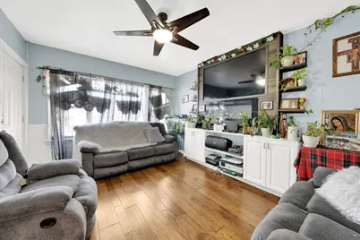 850 N Kildare Avenue, Chicago, IL 60651 - Photo 12