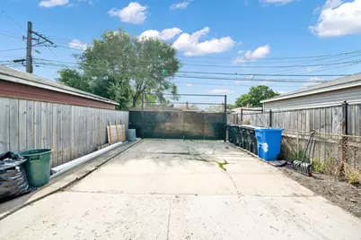 850 N Kildare Avenue, Chicago, IL 60651 - Photo 26