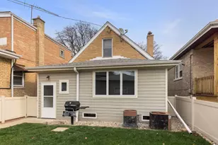 5708 N Austin Ave, Chicago, IL 60646 - Photo 24
