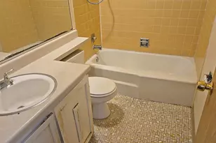14621 Greenwood Rd, Dolton, IL 60419 - Photo 12