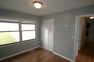 306 E Madison St, Mackinaw, IL 61755 - Photo 14