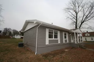 306 E Madison St, Mackinaw, IL 61755 - Photo 26