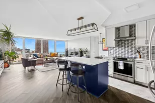 330 W Diversey Pkwy, Chicago, IL 60657 - Photo 2