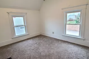 507 Lester St, Mount Carroll, IL 61053 - Photo 2
