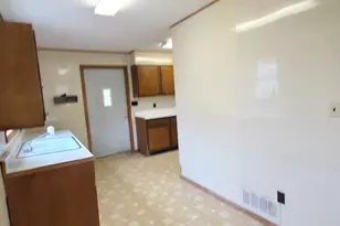 507 Lester St, Mount Carroll, IL 61053 - Photo 14