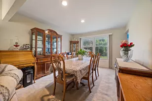 701 Garth Rd, Wheeling, IL 60090 - Photo 8