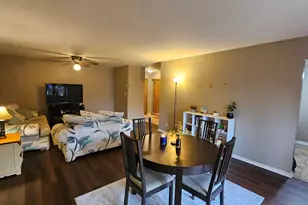 1321 S Finley Rd, Lombard, IL 60148 - Photo 4