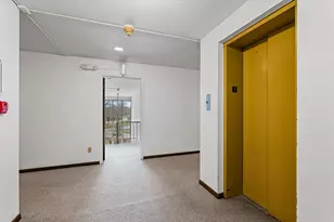 1004 E Harding Dr, Urbana, IL 61801 - Photo 4