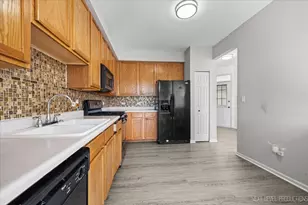 2819 White Thorn Ave, Naperville, IL 60564 - Photo 10