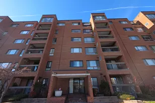 600 Naples Ct, Glenview, IL 60025 - Photo 1