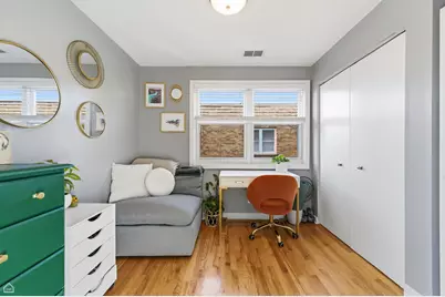 2501 W Bryn Mawr Avenue #506, Chicago, IL 60659 - Photo 12