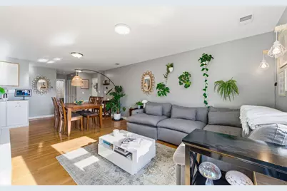 2501 W Bryn Mawr Avenue #506, Chicago, IL 60659 - Photo 2