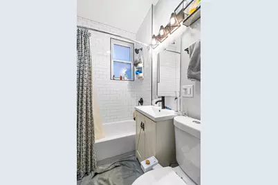 [Address not provided], Chicago, IL 60618 - Photo 6