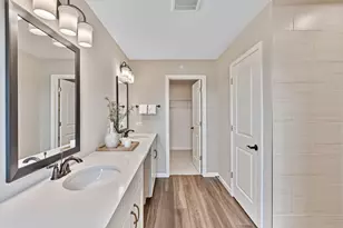 236 Warren Ln, Schaumburg, IL 60193 - Photo 14