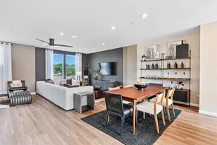 236 Warren Ln, Schaumburg, IL 60193 - Photo 8